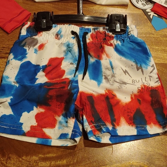 Tony Hawk Swimsuit with Rashguard Size 2T - Picture 5 of 6